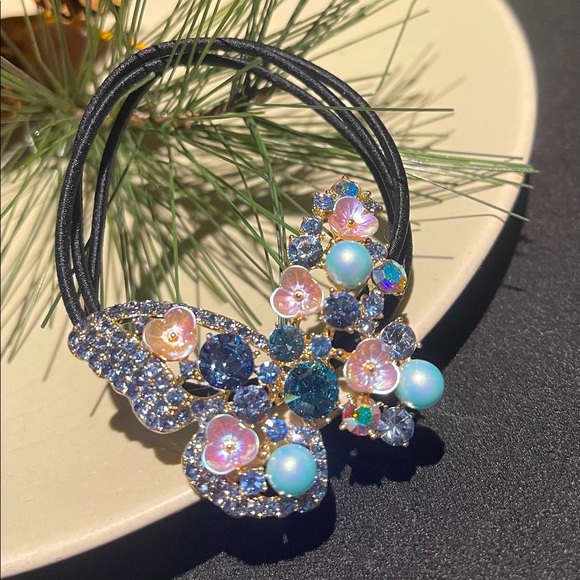 Hair Tie - Picture 1 of 3